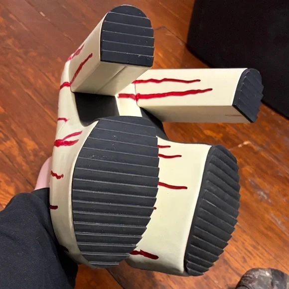 Trickz n Treatz Scream Queen Platform Boots - Picture 4 of 4